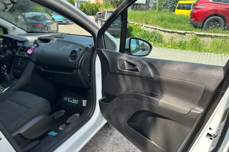 Продам Opel Meriva 2010 года в Черновцах