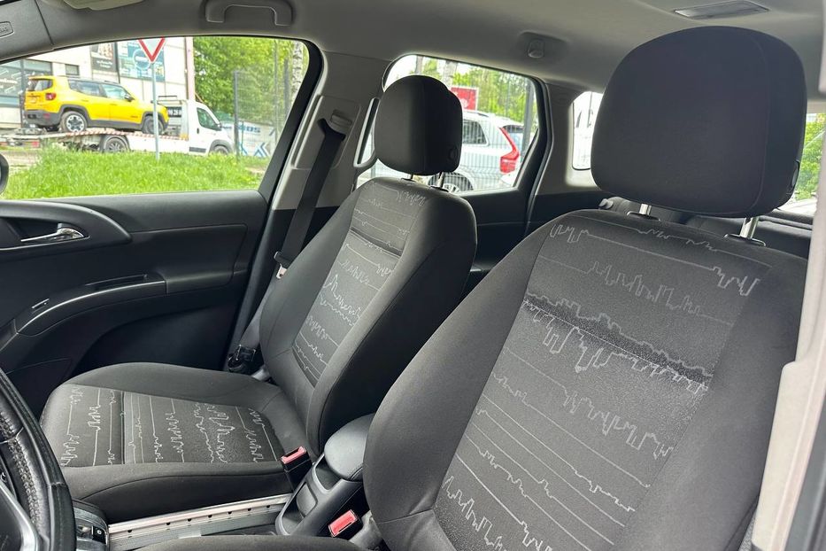 Продам Opel Meriva 2010 года в Черновцах