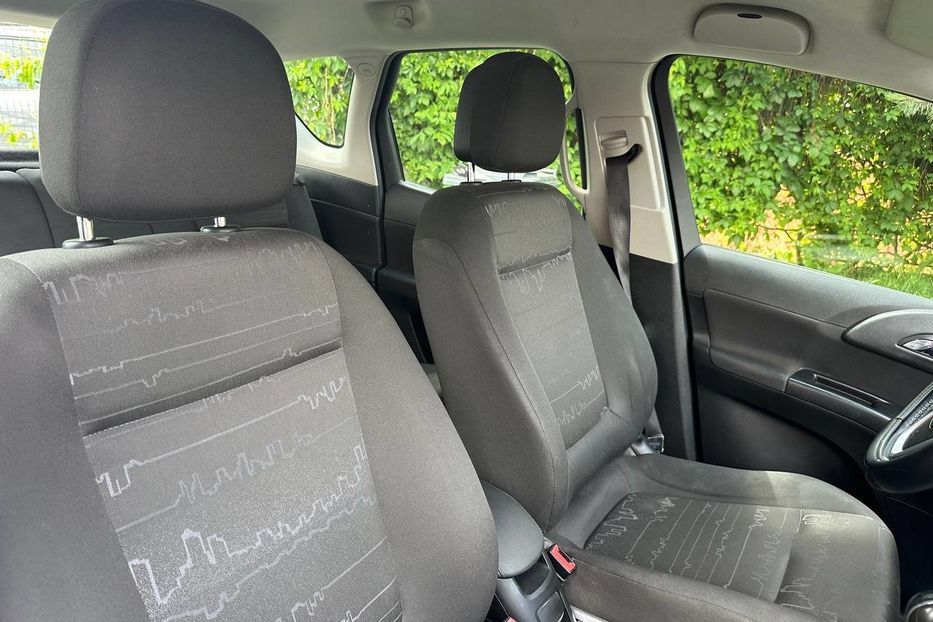 Продам Opel Meriva 2010 года в Черновцах