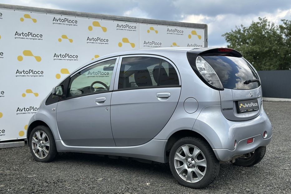 Продам Mitsubishi i-MiEV 2012 года в Луцке