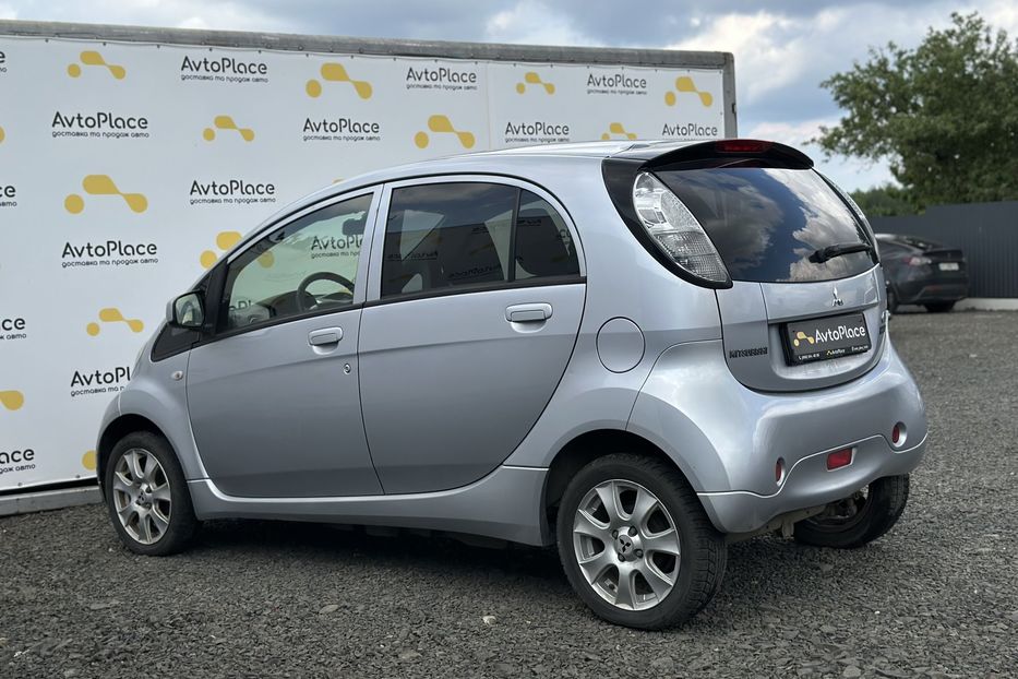 Продам Mitsubishi i-MiEV 2012 года в Луцке