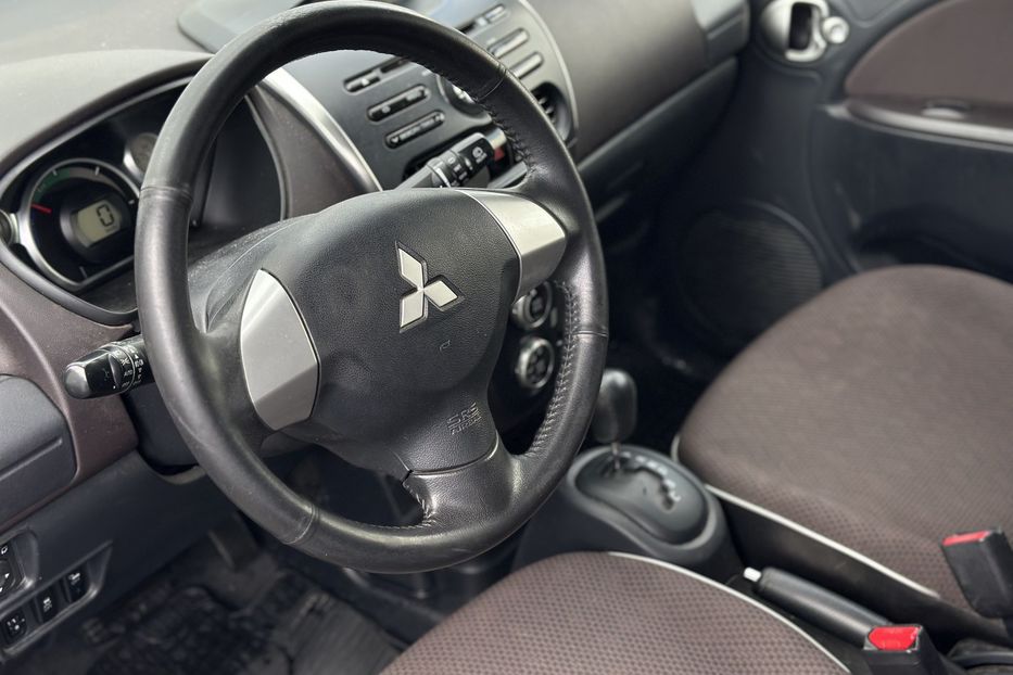 Продам Mitsubishi i-MiEV 2012 года в Луцке