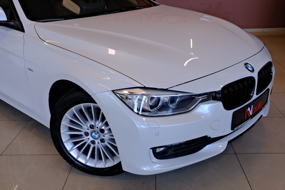 Продам BMW 320 2012 года в Одессе