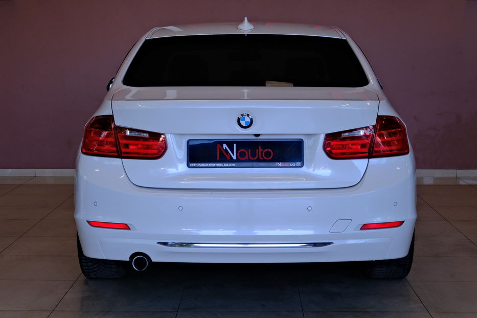 Продам BMW 320 2012 года в Одессе