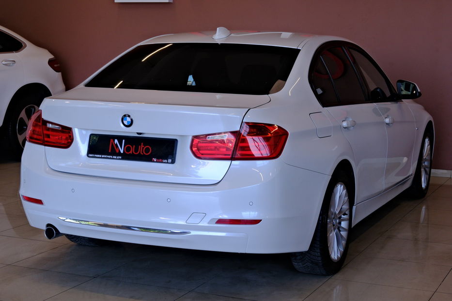 Продам BMW 320 2012 года в Одессе