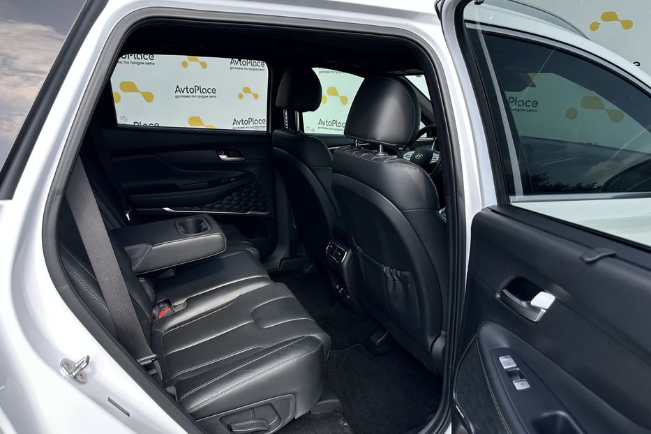 Продам Hyundai Santa FE 2022 года в Луцке