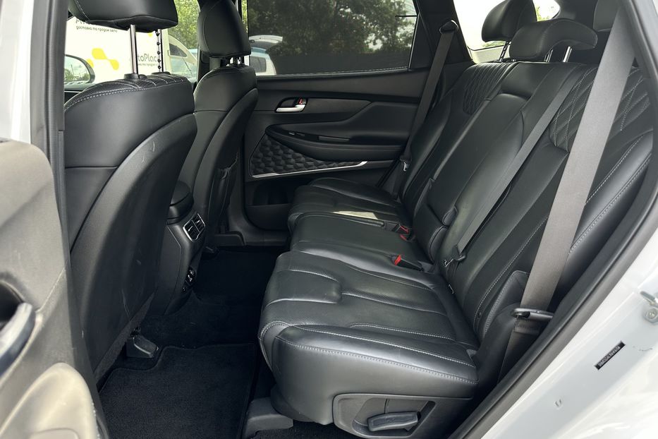 Продам Hyundai Santa FE 2022 года в Луцке