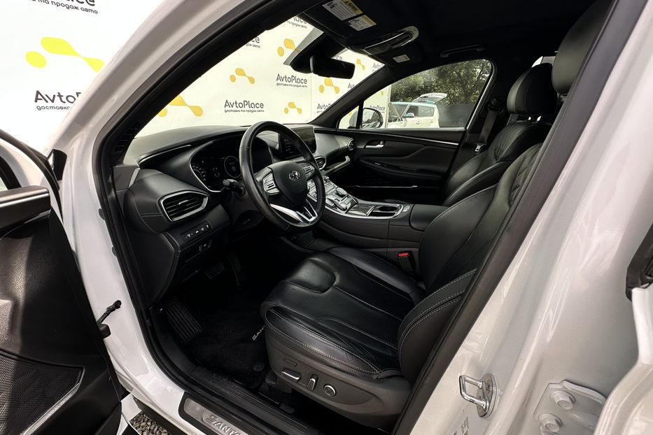 Продам Hyundai Santa FE 2022 года в Луцке