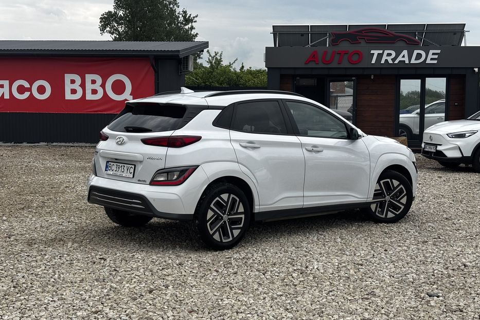 Продам Hyundai Kona 64квт  авто у Львові 2021 года в Львове