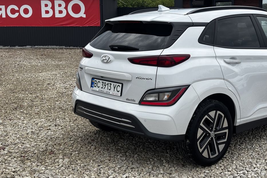 Продам Hyundai Kona 64квт  авто у Львові 2021 года в Львове