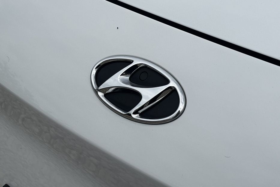 Продам Hyundai Kona 64квт  авто у Львові 2021 года в Львове