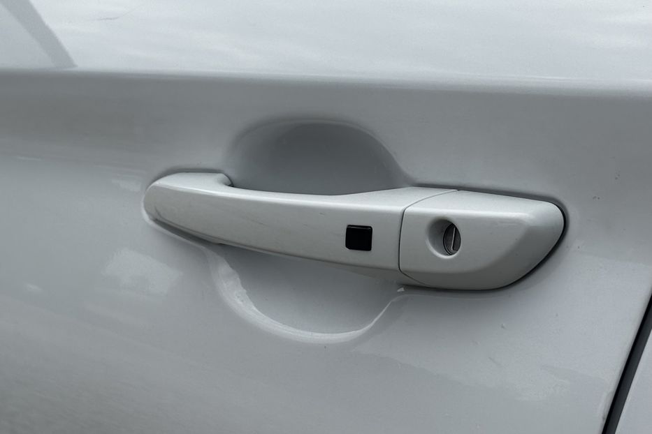 Продам Hyundai Kona 64квт  авто у Львові 2021 года в Львове