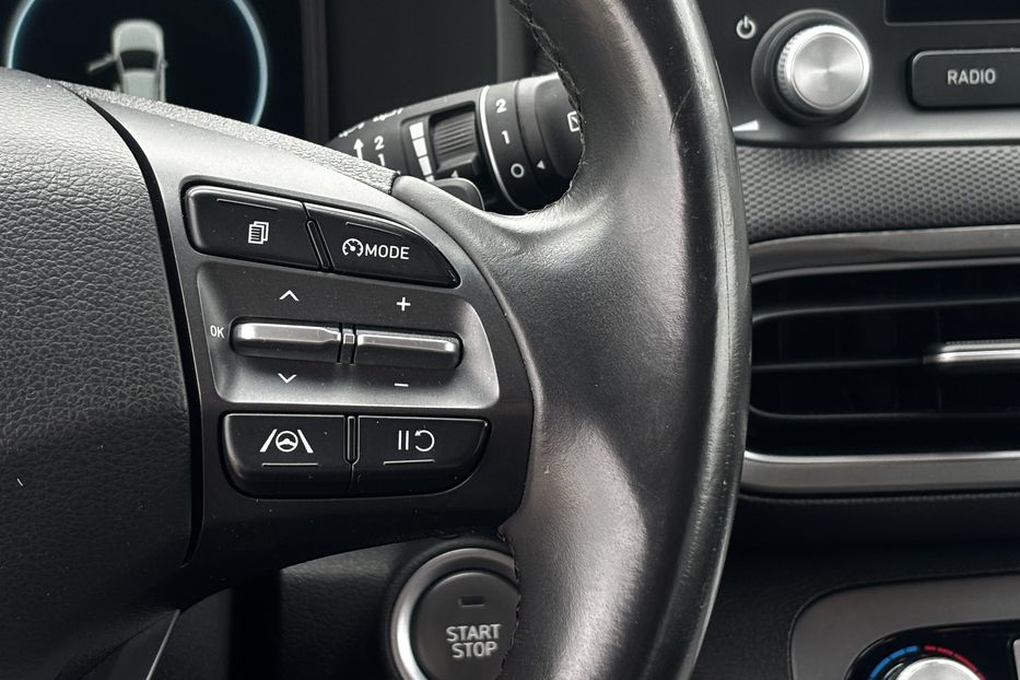 Продам Hyundai Kona 64квт  авто у Львові 2021 года в Львове