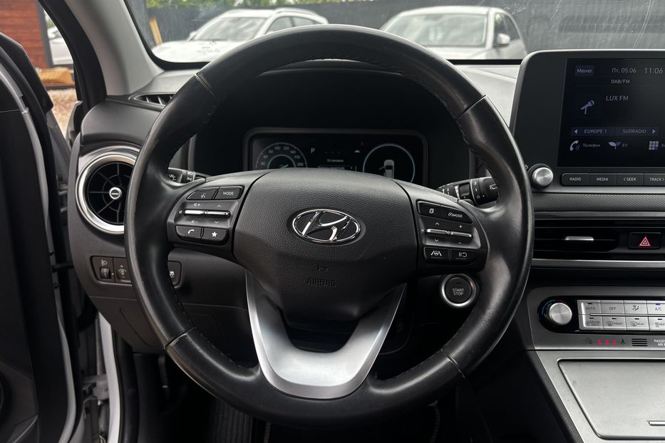 Продам Hyundai Kona 64квт  авто у Львові 2021 года в Львове
