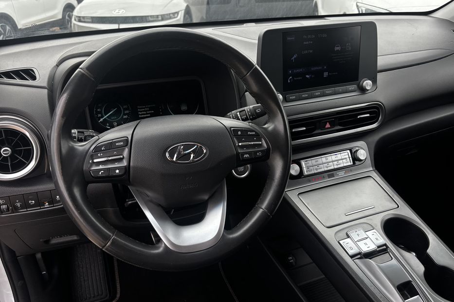 Продам Hyundai Kona 64квт  авто у Львові 2021 года в Львове
