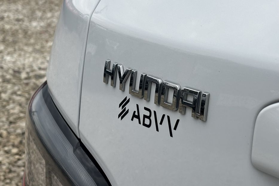 Продам Hyundai Kona 64квт  авто у Львові 2021 года в Львове