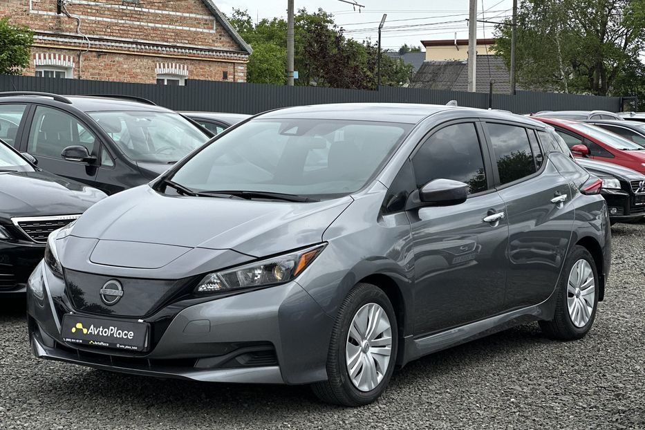 Продам Nissan Leaf 2023 года в Луцке