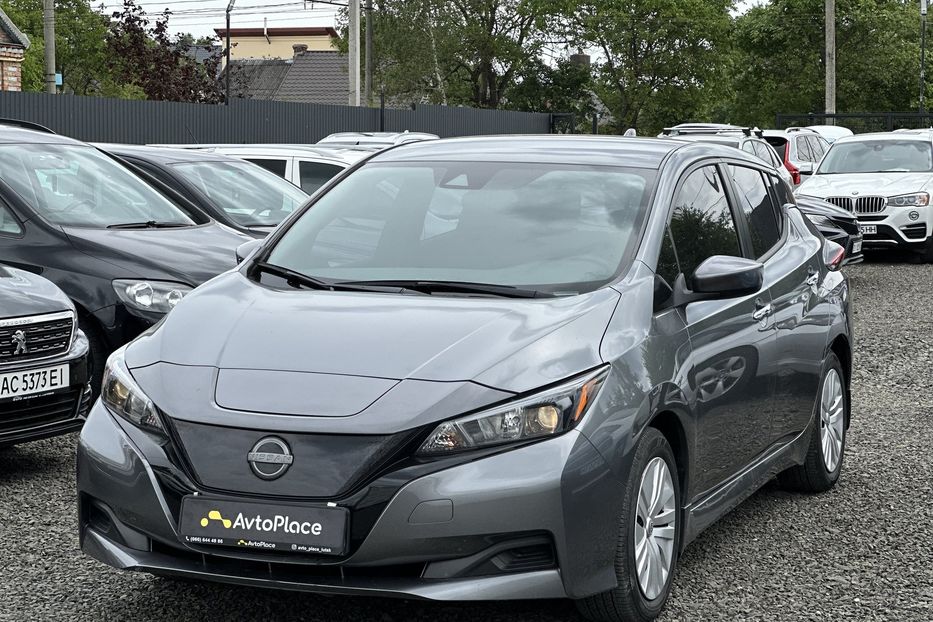 Продам Nissan Leaf 2023 года в Луцке