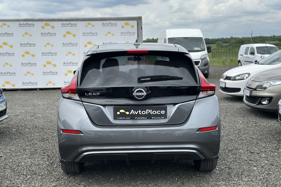 Продам Nissan Leaf 2023 года в Луцке