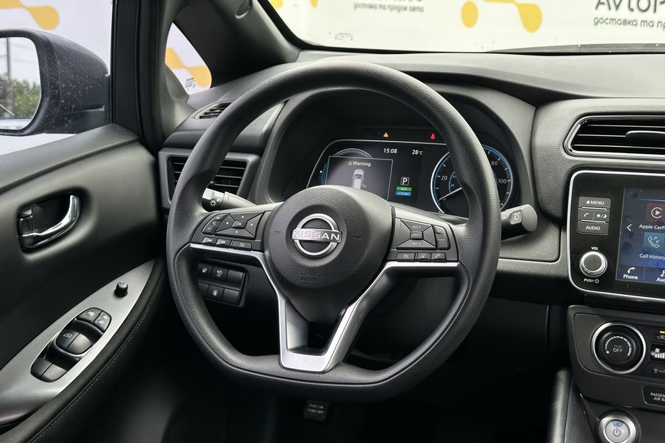 Продам Nissan Leaf 2023 года в Луцке