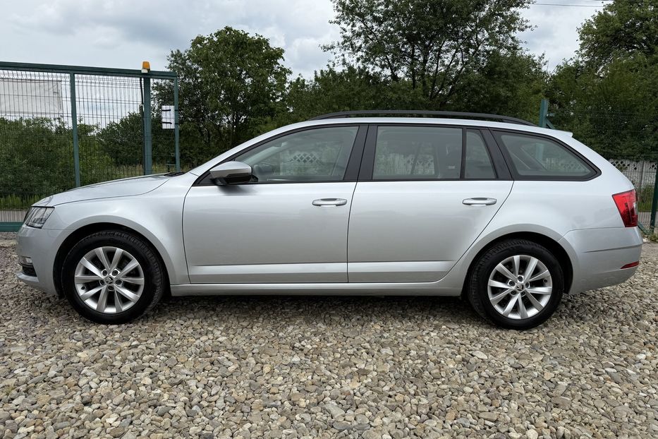 Продам Skoda Octavia A7 2.0ТDI 150к/с КОЛЕСА FULL LED 2020 года в Львове