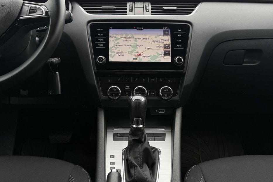 Продам Skoda Octavia A7 2.0ТDI 150к/с КОЛЕСА FULL LED 2020 года в Львове