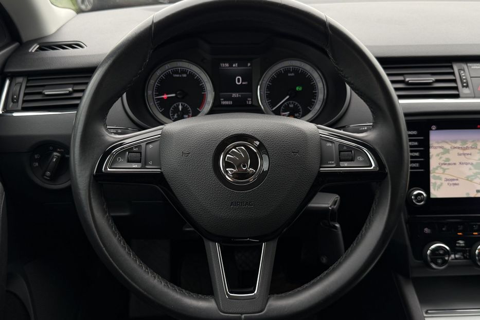 Продам Skoda Octavia A7 2.0ТDI 150к/с КОЛЕСА FULL LED 2020 года в Львове