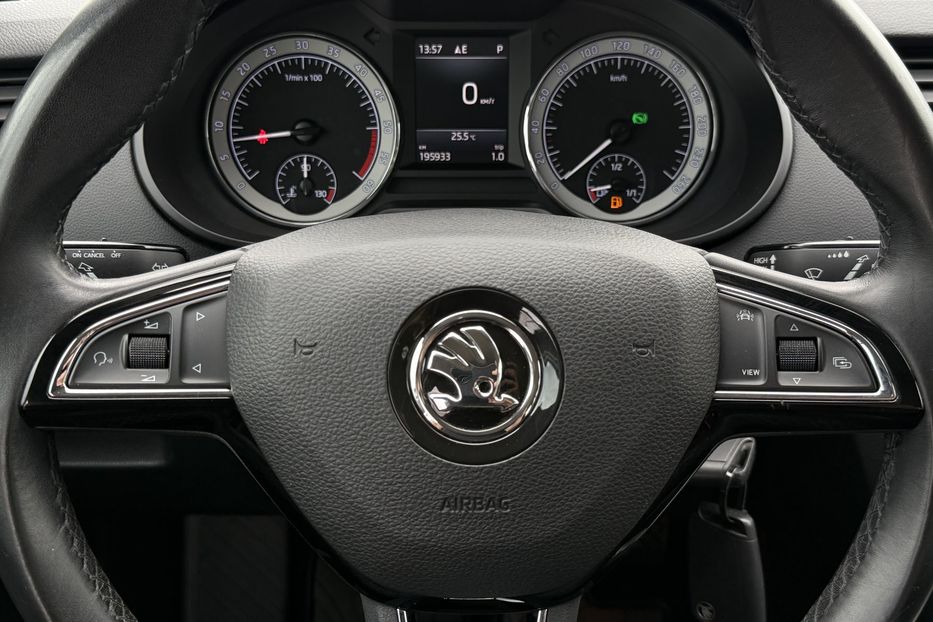 Продам Skoda Octavia A7 2.0ТDI 150к/с КОЛЕСА FULL LED 2020 года в Львове