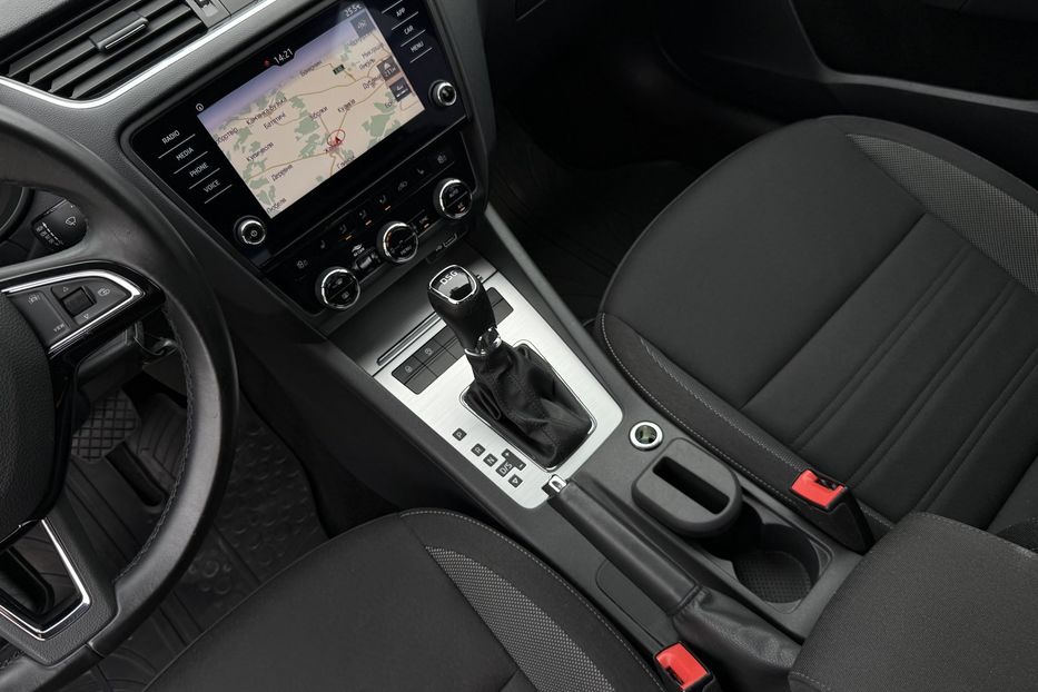 Продам Skoda Octavia A7 2.0ТDI 150к/с КОЛЕСА FULL LED 2020 года в Львове