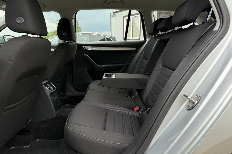 Продам Skoda Octavia A7 2.0ТDI 150к/с КОЛЕСА FULL LED 2020 года в Львове