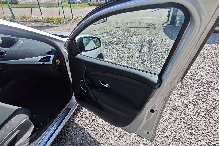 Продам Renault Megane 1.5 dCi EDC (110 к.с.)   2011 года в Киеве
