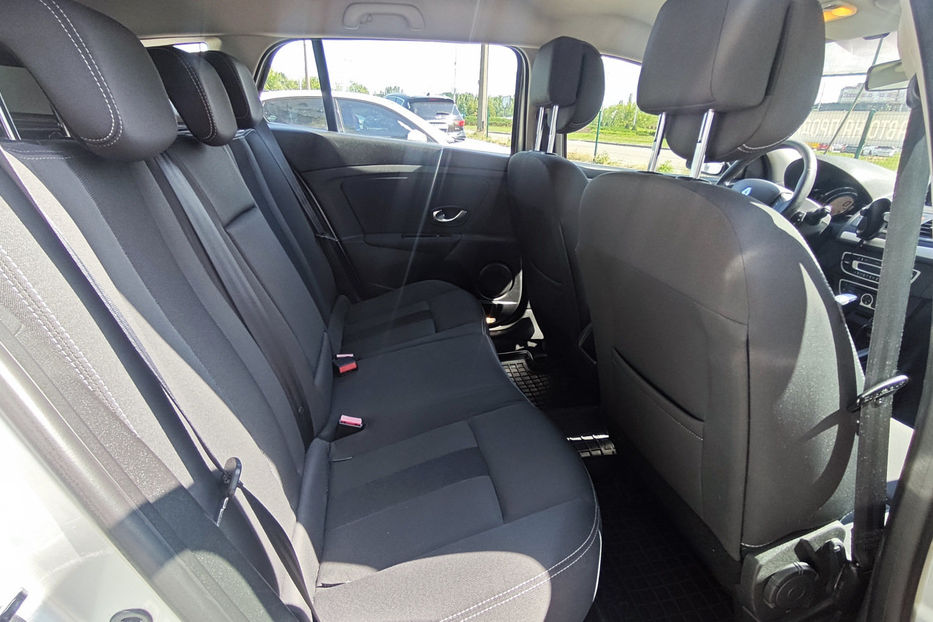Продам Renault Megane 1.5 dCi EDC (110 к.с.)   2011 года в Киеве