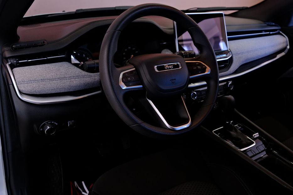 Продам Toyota Prius 2019 года в Одессе