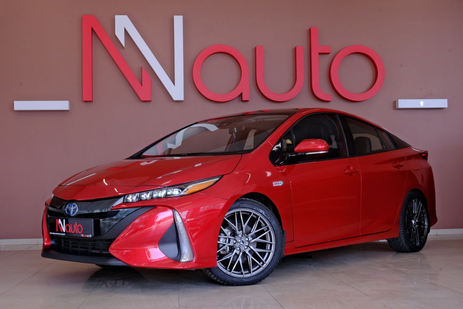 Продам Toyota Prius 2019 года в Одессе