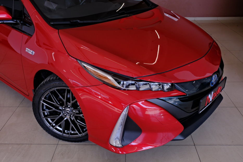 Продам Toyota Prius 2019 года в Одессе