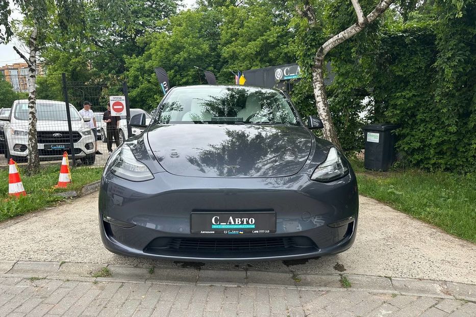 Продам Tesla Model Y 2020 года в Черновцах