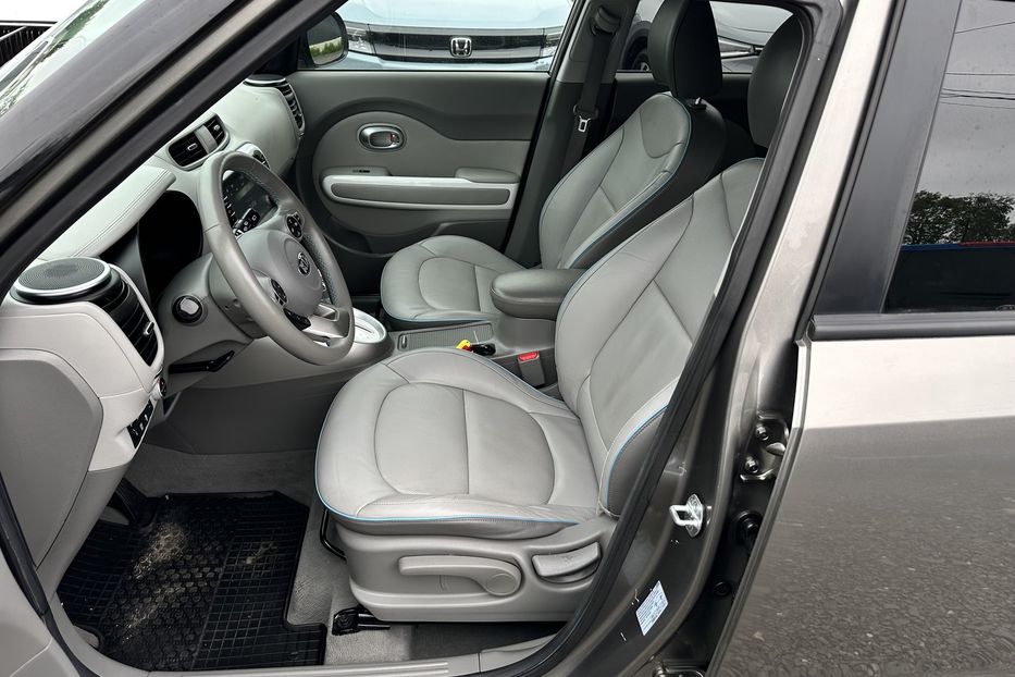 Продам Kia Soul 2015 года в Луцке