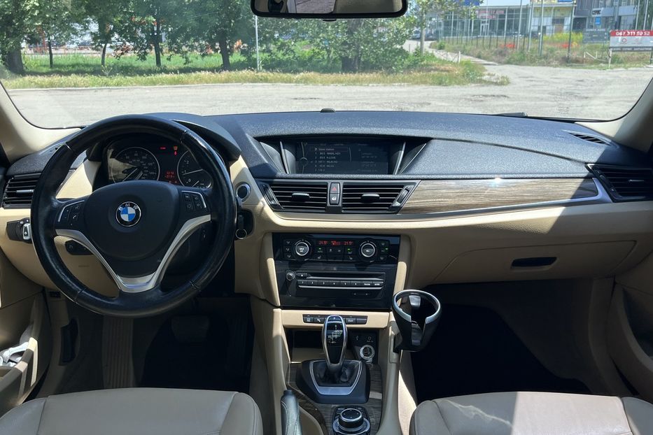 Продам BMW X1 Xdrive28I 2014 года в Николаеве