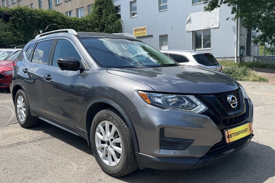 Продам Nissan Rogue SV Hybrid 2017 года в Николаеве