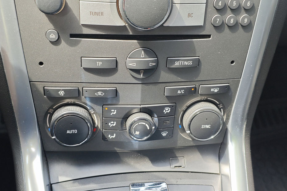 Продам Opel  Antara 2.2 CDTI АT (163 к.с.) 2013 года в Киеве