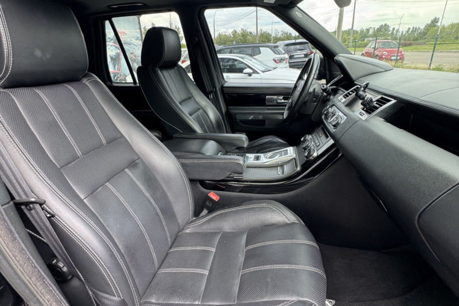 Продам Land Rover Range Rover Sport 3.0D AT (256 к.с.)  2012 года в Киеве
