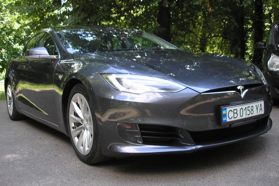Продам Tesla Model S 75D 75 kWh Dual Motor  2017 года в г. Нежин, Черниговская область