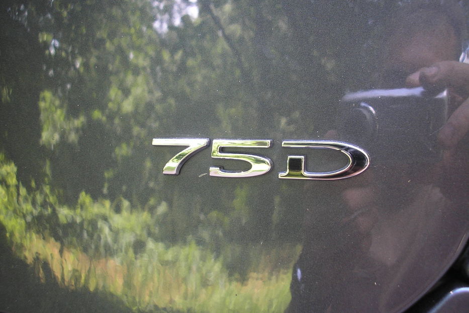 Продам Tesla Model S 75D 75 kWh Dual Motor  2017 года в г. Нежин, Черниговская область