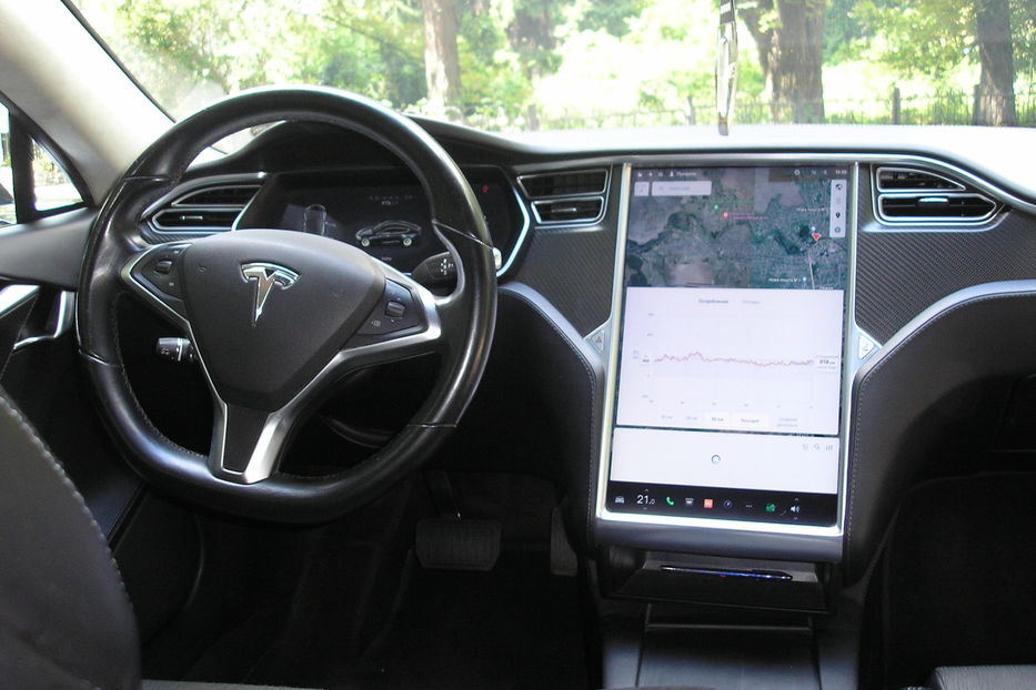 Продам Tesla Model S 75D 75 kWh Dual Motor  2017 года в г. Нежин, Черниговская область