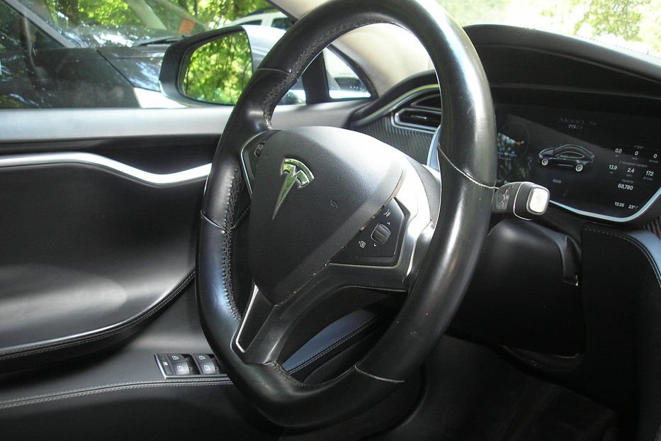 Продам Tesla Model S 75D 75 kWh Dual Motor  2017 года в г. Нежин, Черниговская область