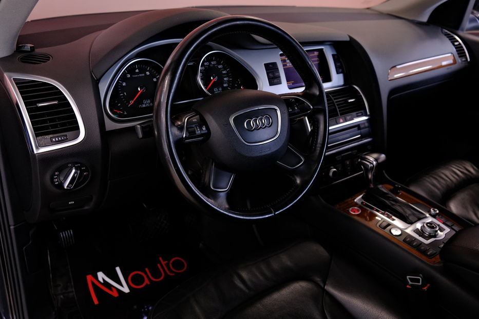 Продам Audi Q7 2013 года в Одессе