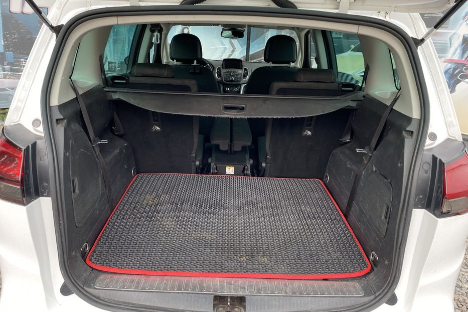 Продам Opel Zafira Tourer 2.0D MT (165 к.с.) 2012 года в Киеве