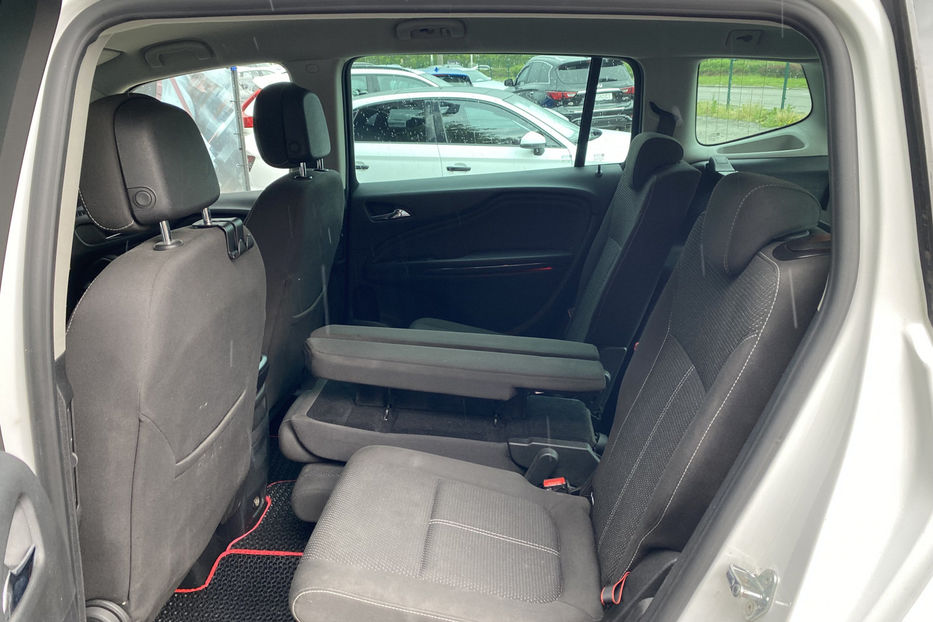 Продам Opel Zafira Tourer 2.0D MT (165 к.с.) 2012 года в Киеве