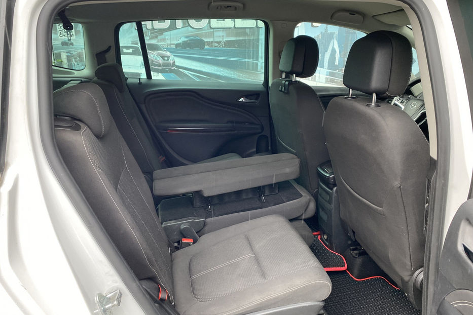 Продам Opel Zafira Tourer 2.0D MT (165 к.с.) 2012 года в Киеве