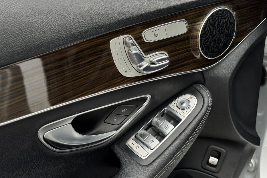 Продам Mercedes-Benz C-Class C300 2017 года в г. Умань, Черкасская область
